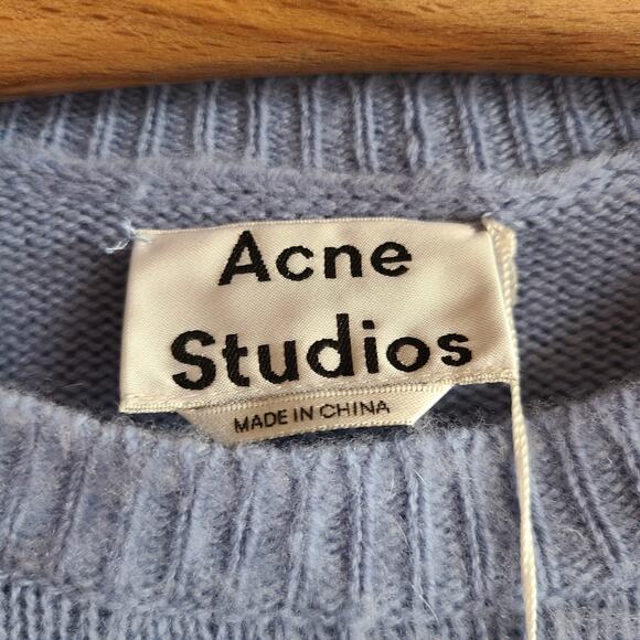 Acne Studios Shrunken Fit Sweater in Blue Fuzzy NWT Small Pullover Pilled Wool - Picture 5 of 6